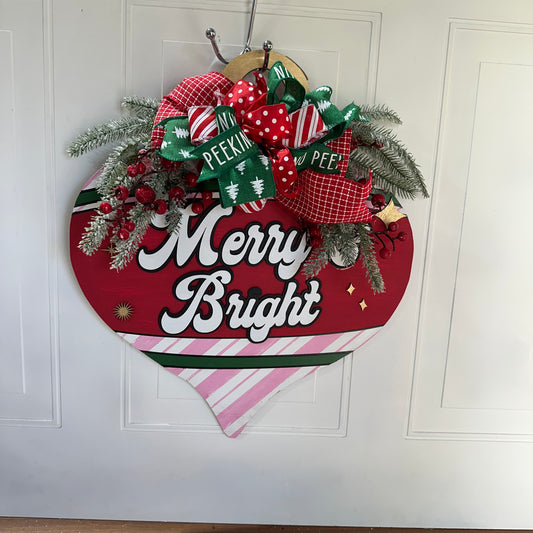 Christmas Door Hanger, Christmas door decor, Christmas porch decorations, retro Christmas