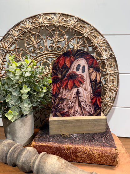 Vintage Ghost and Coneflowers Halloween Arch Sign - 5 x 7 Wood Decor