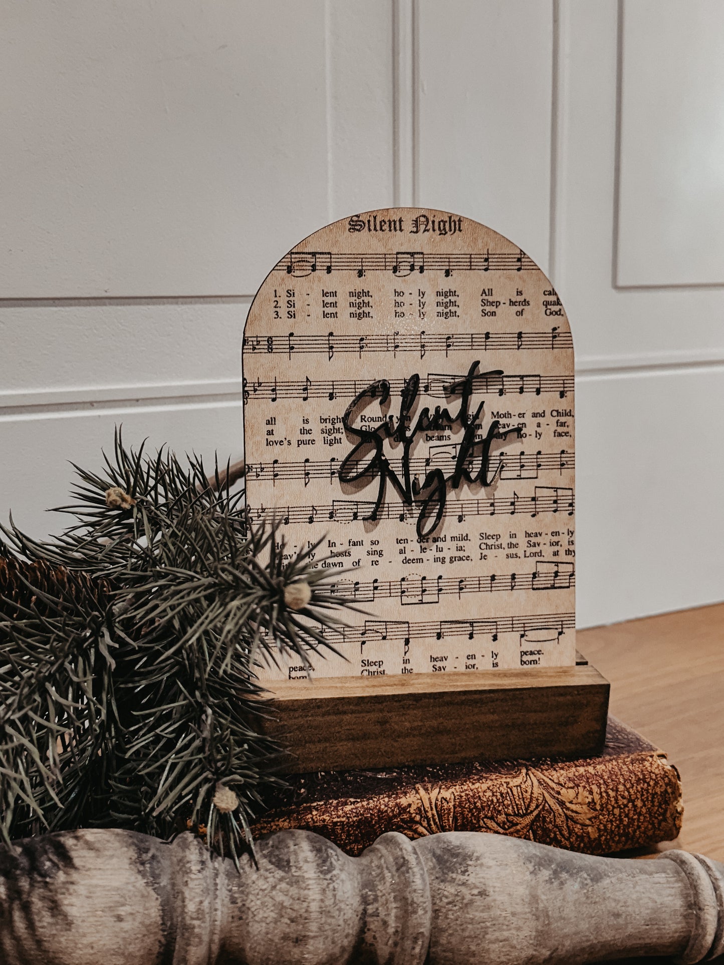 Silent Night arch frame,  Silent night music, 3D silent night christmas decor