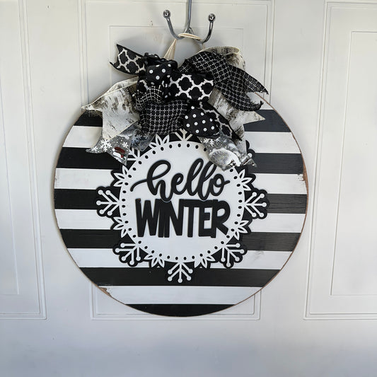 Welcome Winter wooden door hanger