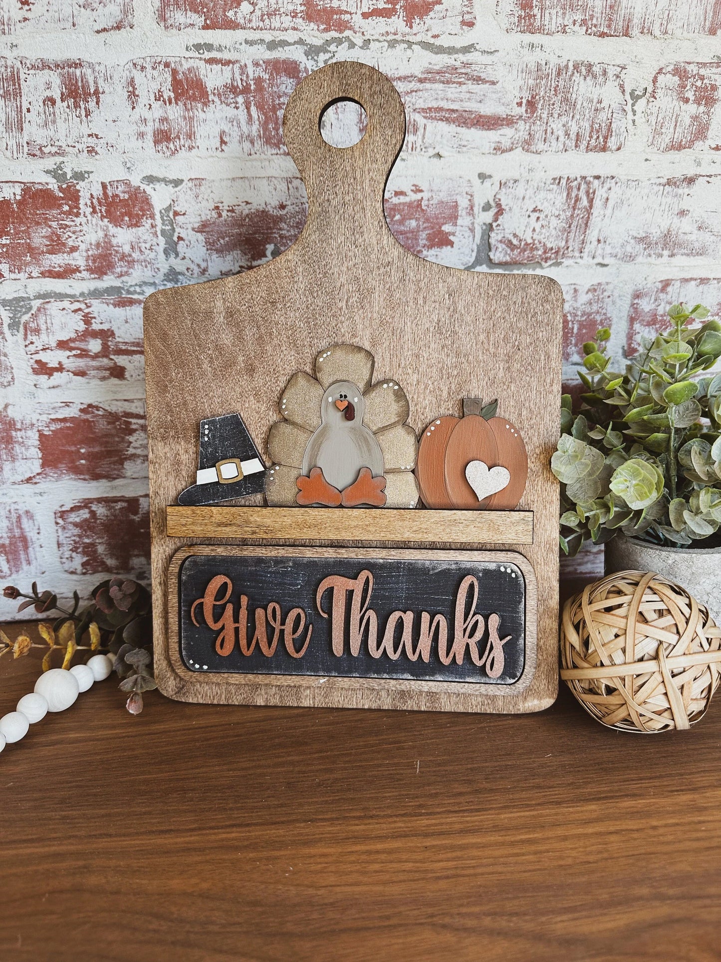 Give Thanks Breadboard insert
