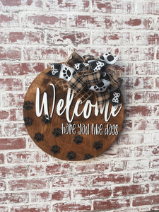 Welcome. Hope you like dogs door hangers