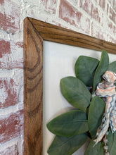 Load image into Gallery viewer, Grateful wall hanger with Magnolia wreath