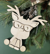 Load image into Gallery viewer, Wooden Reindeer DIY kids kit